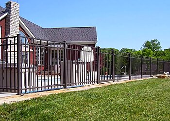Louisville Fencing Contractors Raatz Fence Co.