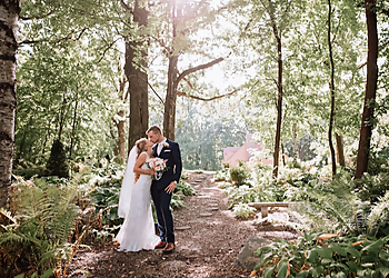 Rachel Lahlum Photography Rachel Lahlum Photography - Minneapolis, MN Wedding Photographers - Portrait