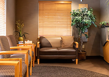 Tacoma Cosmetic Dentists Rachel Phillips, DDS - DISTINCTIVE DENTISTRY