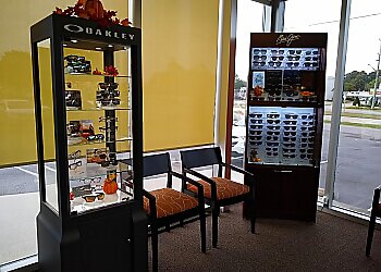 Virginia Beach Pediatric Optometrists Rachel Willcoxon - GILBERT EYECARE