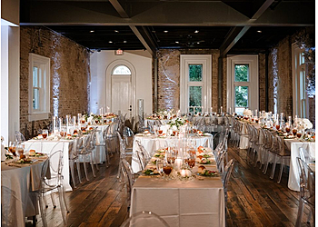 Clarksville Wedding Planners Rae & Co. Weddings
