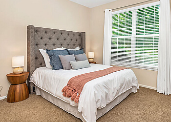 Naperville Apartments For Rent Railway Plaza Apartments