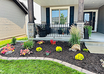 Lincoln Landscaping Companies Rain, Sun and Us Landscaping