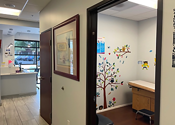 Rakesh Arora, MD - Peoria, AZ Pediatricians - Clinic Interior Image