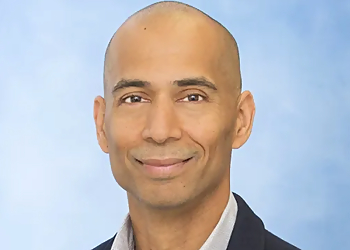 Rakesh D Patel, MD - UNIVERSITY OF MICHIGAN HEALTH ORTHOPAEDIC SURGERY CLINIC Rakesh D Patel, MD - Ann Arbor, MI Orthopedics - Doctor Portrait Image