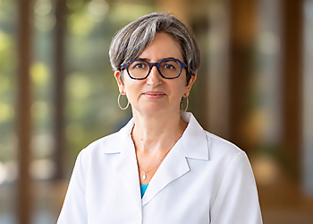 Ramona Pungan, MD - Kent, WA Endocrinologists - Doctor Portrait Image