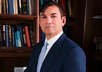 Ranjan Gupta, MD - Costa Mesa, CA Orthopedics - Doctor Portrait Image
