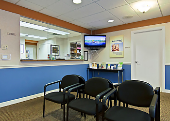 Warren Dentists Ray Ascano, DDS - GENTLE DENTAL