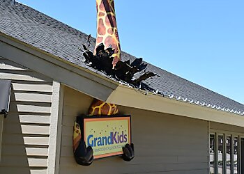 Aurora Kids Dentists Raya Abu-Zahra, DDS, MPH - GRAND DENTAL