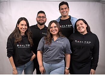 Boston Advertising Agencies RealTop LLC.