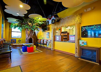 Denver Kids Dentists Rebecca Goldberg, DDS - A WILD SMILE PEDIATRIC DENTISTRY