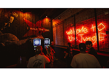 Chandler Night Clubs Rebel & Rogue