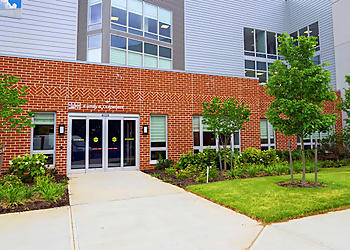 Recovery Centers of America at Raritan Bay - Elizabeth, NJ Addiction Treatment Centers - Exterior Image