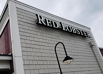 Red Lobster - Tacoma, WA Seafood Restaurants - Restaurant Entrance Image