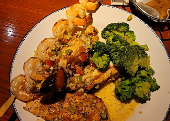 Red Lobster Salinas Salinas Seafood Restaurants image 1