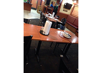 Red Maple Pizza - Moreno Valley, CA Pizza Places - Indoor Sitting