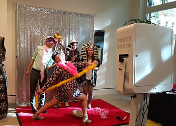 Plano Photo Booth Companies Red Photo Booth