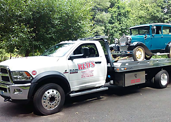 Springfield Towing Companies Red's Towing
