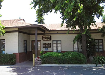 Redwood Veterinary Hospital Redwood Veterinary Hospital - Visalia, CA Veterinary Clinics - Clinic Exterior Image
