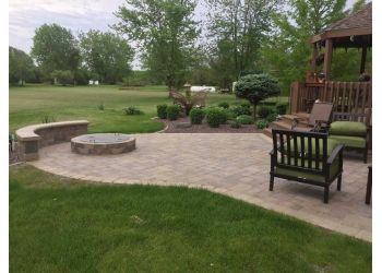 Reeser Lawncare & Landscaping, Inc. Peoria Landscaping Companies