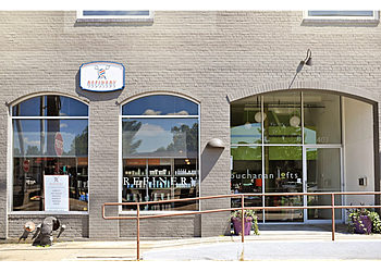 Lafayette Hair Salons Refinery Downtown