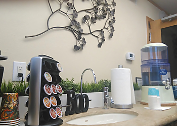 Rejuvenate You Wellness Spa - Hayward, CA Spas - Salon Interior Image