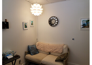 Honolulu Psychologists Renee Bellis, Psy.D.