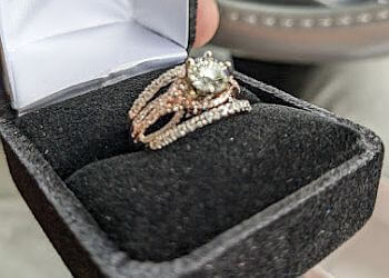 Hollywood Jewelry Renee's Golden Touch