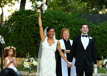 Rev. Linda McWhorter - True+Love Weddings