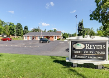 Reyers North Valley Chapel Grand Rapids Funeral Homes