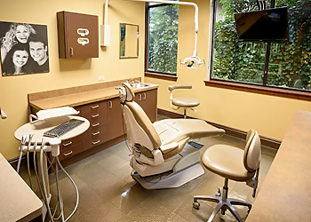 Spokane Cosmetic Dentists Richard D. Weigand, DDS