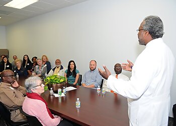 Houston Orthopedics Richard Francis, MD, MBA, FRCS Ed, FRCS Ed (Tr & Orth) - SPINE ASSOCIATES