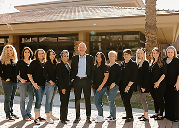 Chandler Cosmetic Dentists Richard Higgs, DDS - AQUILA DENTAL