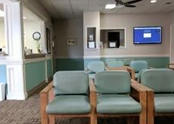 Richard R. Schulze Jr., MD - Savannah, GA Eye Doctors - Clinic Interior Image