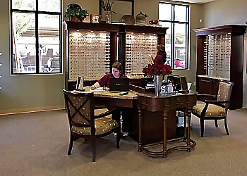 Gilbert Eye Doctors Richard Wood, OD - GILBERT FAMILY EYE CENTER