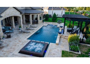 Houston pool service Richard's Total Backyard Solutions