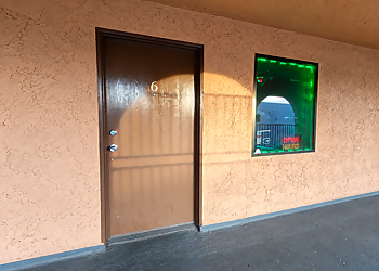 Riddlers Bail Bonds - Corona, CA Bail Bonds - Law Firm Exterior Image
