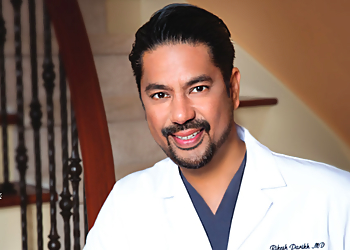 Rikesh Parikh, MD, FACS - RP PLASTIC SURGERY Rikesh Parikh, MD, FACS - Bellevue, WA Plastic Surgeons - Doctor Portrait Image