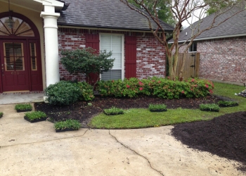 River City Landscaping - Baton Rouge, LA Landscaping Companies - Residential Service Image