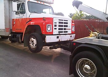 Fayetteville Towing Companies Road Runner Towing, LLC