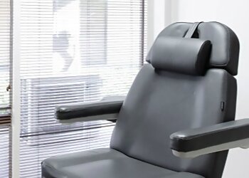 Atlanta Plastic Surgeon Robert A. Colgrove, Jr., MD - VININGS SURGERY & HAIR RESTORATION CENTER