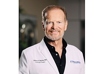 Robert E. Bayless, MD Irving Orthopedics image 1