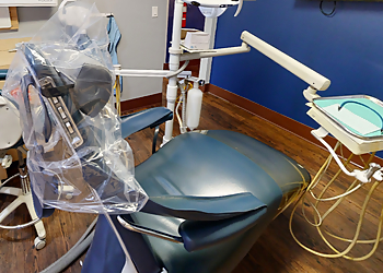 Fort Lauderdale Dentists Robert E Quesada, DMD - FIRST IMPRESSIONS SMILE CENTER