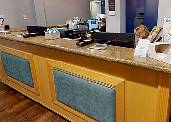 Fort Lauderdale Dentists Robert E Quesada, DMD - FIRST IMPRESSIONS SMILE CENTER