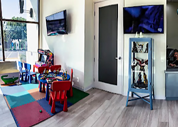 El Monte Kids Dentists Robert Hoang, DDS - WE C KIDS DENTAL