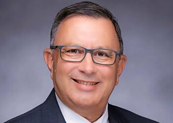 Robert J. Noriega - YOUNG WOOLDRIDGE, LLP Bakersfield Business Lawyers image 1