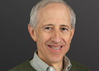 Robert Kalish, MD - Boston, MA Rheumatologists - Doctor Portrait Image