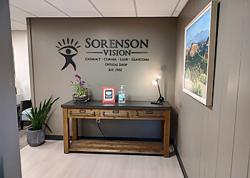 Robert L. Sorenson, MD - Berkeley, CA Eye Doctors - Clinic Interior Image