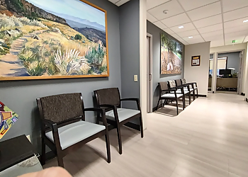 Robert L. Sorenson, MD - Berkeley, CA Eye Doctors - Waiting Room
