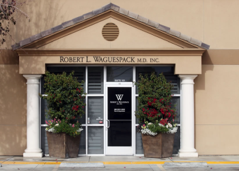 Bakersfield Urologists Robert L. Waguespack, MD